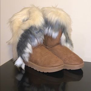 Pair of Boots (Fuggs) with Fur